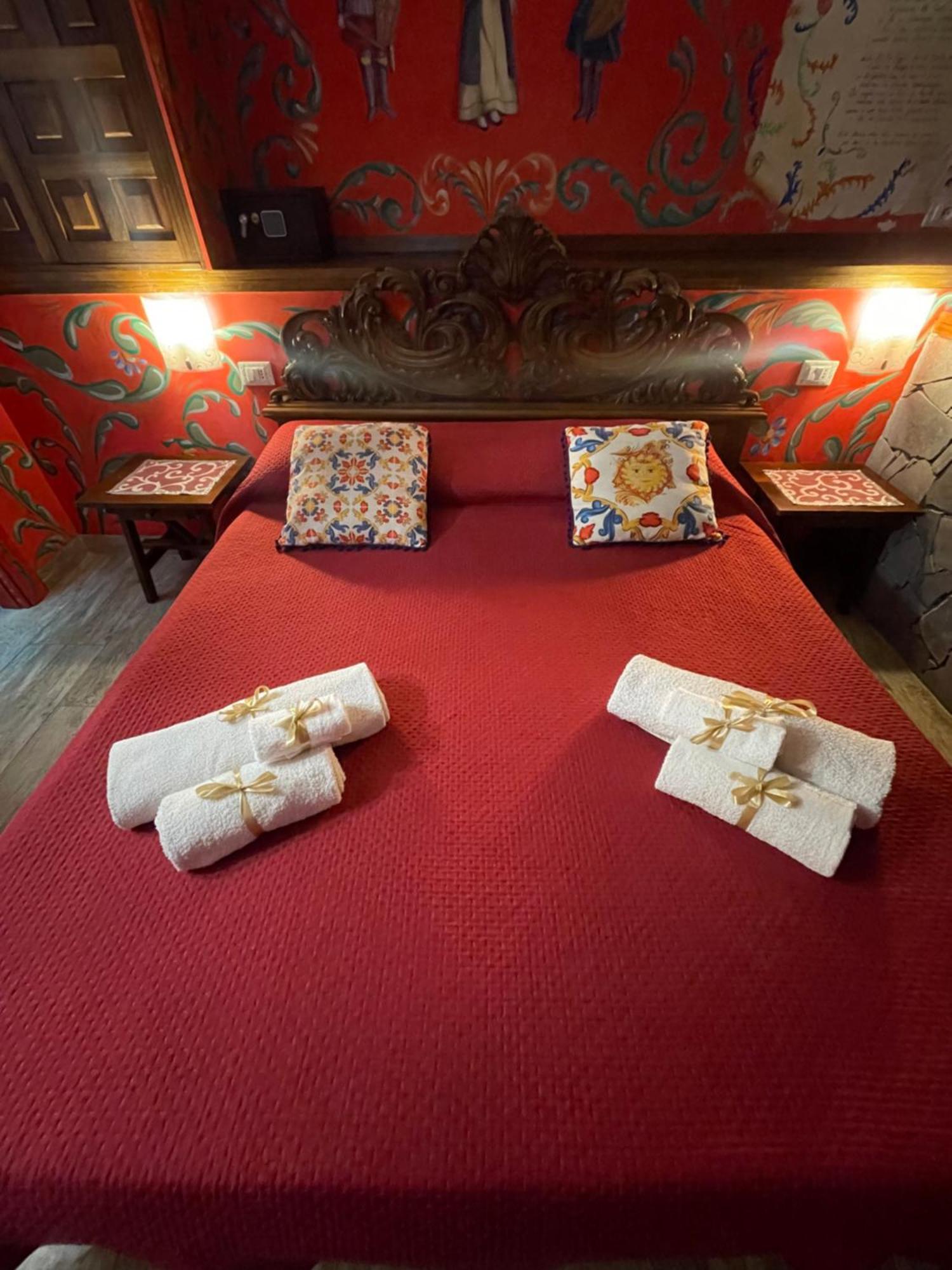 Sicula Folk Apartment *